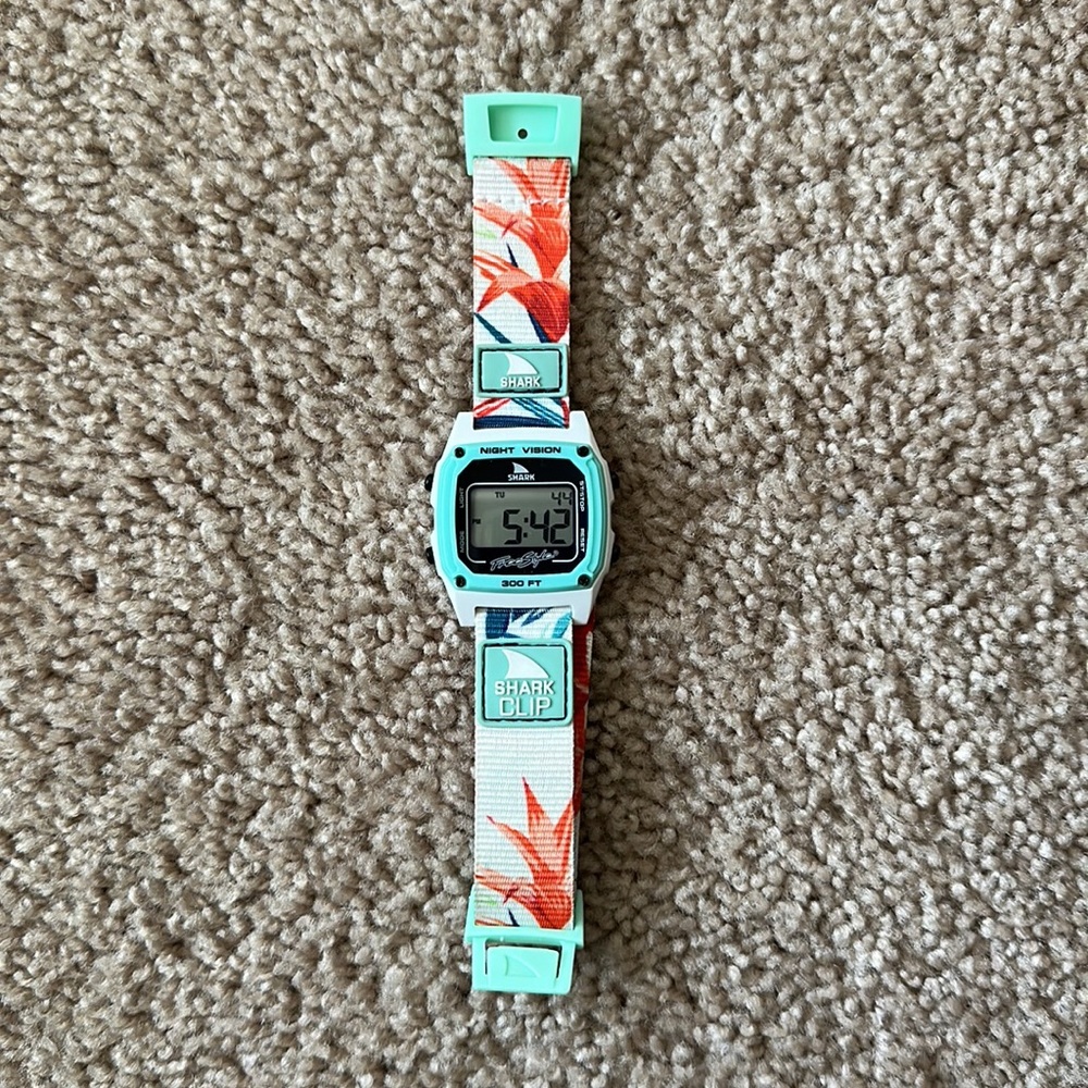 Brand New Freestyle Shark Watch Classic Clip Aloha